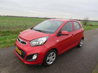 Kia Picanto 1.0 CVVT ISG 69pk 170.000km 5Drs  Airco   2013 picture 2