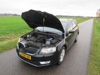 Skoda Octavia 1.2 TSi Greentech Active Edition  Camera Navigatie Clima Stoelverwarming picture 20