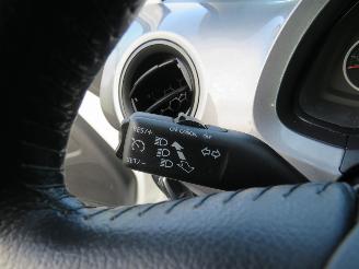 Seat Mii 10. 5Drs Sport Connect  76.000km nap navigatie Sensoren 2017  Airco  [ nieuwstaat picture 18