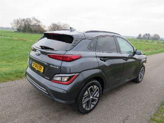 Hyundai Kona 39 kw Automaat Hybride  Elektrisch 2021  40.000km Camera Navigatie  stoelverwarmig  nieuwstaat picture 2
