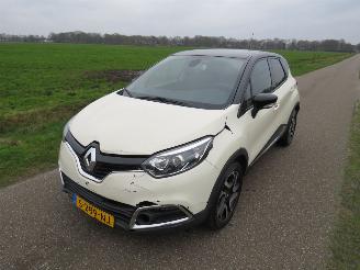 Renault Captur 0.9 TCe 90pk 93.000km Navigatie Airco Dynamique 2016 picture 11
