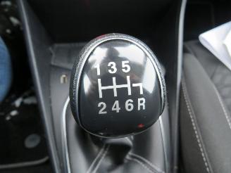 Ford Fiesta 1.0 130pk Hybride 21.000km Benzine/ Elektrisch Camera Navigatie Stoelverwarmd en stuur picture 21