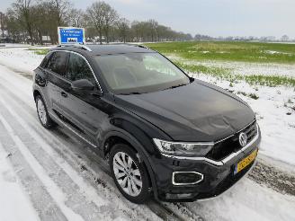 Volkswagen T-Roc 1.5 TSi Sport 150pk 2018 Parkeerschade [ Camera Navigatie Clima stoel stuur verwarring picture 10