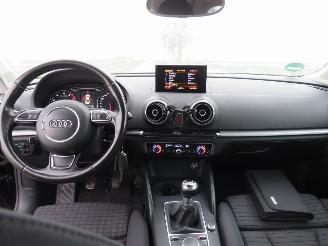 Audi A3 LIMOUSINE 1.4 TFSI 150pk 180.000km Prolline  2015 Navigatie Stoelverwarming picture 3