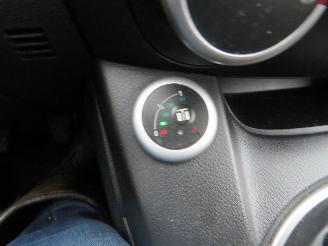 Mazda 2 1.3  GT M Line Benzine/ Lpg  2011-09  Parkeerschade picture 20