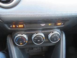 Mazda 2 1.5 Hybride Elektrisch Benzine  ky activ-G Signature Camera / Navi / CarPlay / DAB / Stoel-Stuur Verwarming picture 14