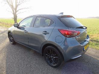 Mazda 2 1.5 Hybride Elektrisch Benzine  ky activ-G Signature Camera / Navi / CarPlay / DAB / Stoel-Stuur Verwarming picture 25