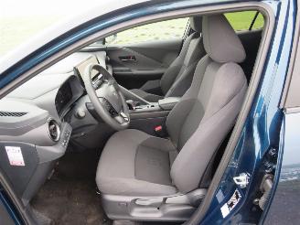 Toyota C-HR 1.8 Automaat Hybride Benzine Elektrische 17.000km 2024 Camera stoelverwaming navigatie picture 12