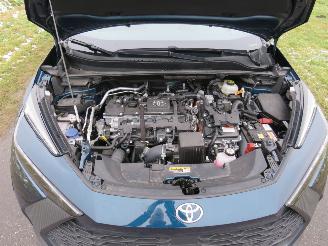 Toyota C-HR 1.8 Automaat Hybride Benzine Elektrische 17.000km 2024 Camera stoelverwaming navigatie picture 16
