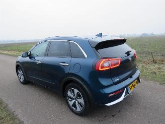 skadebil auto Kia Niro 1.6 GDi Automaat  Hybride elektrisch/ benzine Dynamicline 2018 leer camera Navigatie 2018/4
