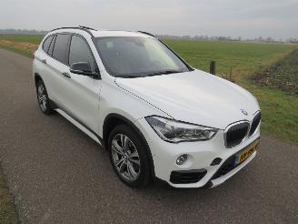 BMW X1 X DRIVE20I 192pk Automaat 150.000km nap 4x4 Camera  leer  jeep  2016  nieuwstaat picture 21