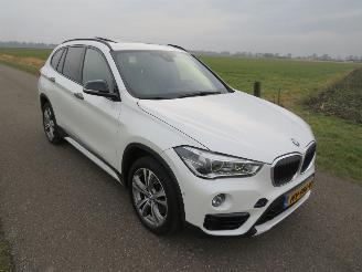 BMW X1 X DRIVE20I 192pk Automaat 150.000km nap 4x4 Camera  leer  jeep  2016  nieuwstaat picture 20
