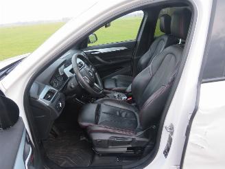 BMW X1 X DRIVE20I 192pk Automaat 150.000km nap 4x4 Camera  leer  jeep  2016  nieuwstaat picture 29
