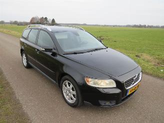 Volvo V-50 1.8 Edition 125pk airco stoelverwarming  topstaat picture 2