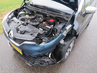 Renault Captur 1.2 TCE 118pk  94.000 Nap 5drs Mpv Camera Navigatie 2017 nieuwstaat picture 15