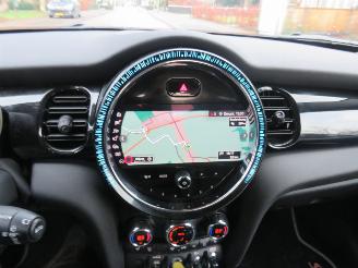 Mini Electric Mini Electric SE  49.000km nap Automaat camera navigatie leer stoelverwarming  2021 picture 13