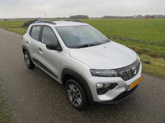 Dacia Spring 27kwh Automaat 28.000km Nap Airco Camera Leer Navigatie business 2021 picture 2