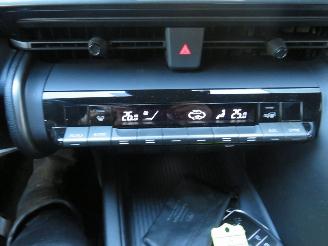 Toyota C-HR 1.8 Automaat  Hybride 140 10.000km nap 2025 Elektrische/Benzine Camera Navi picture 22