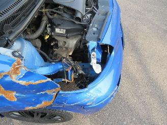 Toyota Aygo 1.0 12v 5Drs 135.000km  NAP Airco Dynamic Blue 2010 [ eerste eigenaar picture 21