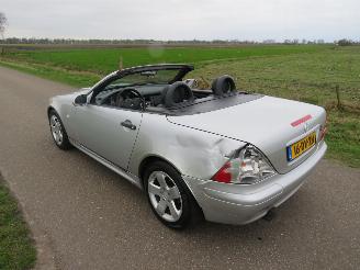 Mercedes SLK 200 SLK Cabrio  232.000km Nap  topstaat  parkeerschade picture 23
