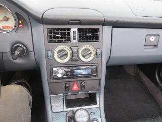 Mercedes SLK 200 SLK Cabrio  232.000km Nap  topstaat  parkeerschade picture 13