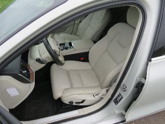 Volvo V-60 Volvo V60 2.0 T8  330pk Aut Twin Engine 4 AWD R-Desig Elektrisch Benzine 2020 picture 18