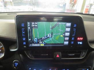 Toyota CH-R 1.8 Aut Hybride Premium  Electrische / Benzine  2017 Leer Camera .Navigatie picture 21