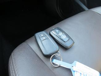 Toyota CH-R 1.8 Aut Hybride Premium  Electrische / Benzine  2017 Leer Camera .Navigatie picture 19