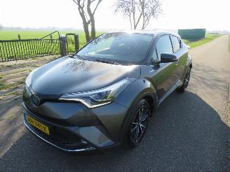 Toyota CH-R 1.8 Aut Hybride Premium  Electrische / Benzine  2017 Leer Camera .Navigatie picture 11