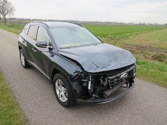 Hyundai Tucson 1.6 4x4  Elektrisch/ Benzine Automaat  Full Hybride plug in 1.6 T-GDI PHEV 180PK Comfort 4x4 18.000KM NAP picture 21