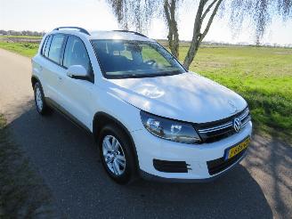 Schadeauto Volkswagen Tiguan 2.0 TSI 180pk Automaat !!! Sport&Style 4Motion 4x4 2013/11