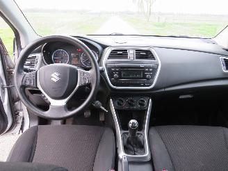 Suzuki SX4 1.0 Boosterjet 112pk SX4 Cross 2018 picture 3