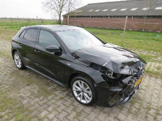 Audi A3 4.0 TFSI Aut SPORTBACK PHEV 150 Electrich Benzine S line Edition picture 2