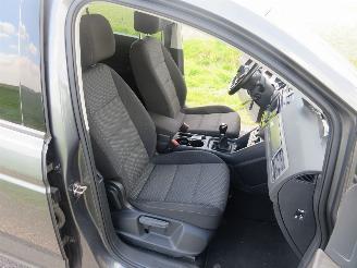 Volkswagen Touran 1.4 TSi  150pk 7 PERSOONS Camera Navigatie  2016  140.000km stoelverwarming picture 15