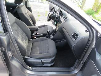 Volkswagen Polo 1.2 TSi 90pk 5drs Navigatie Aircoclimaat 2017 picture 4