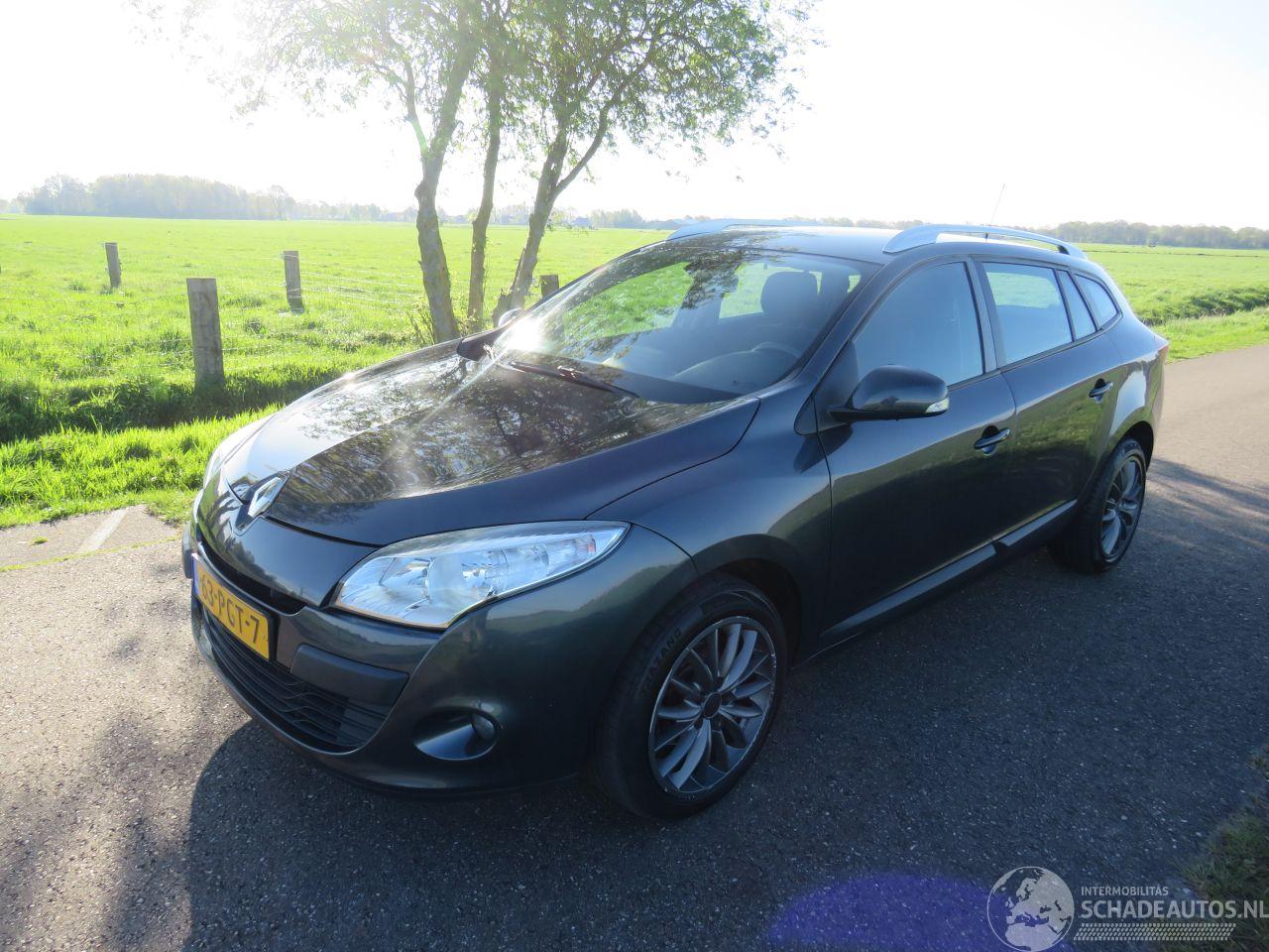 Renault Mégane 1.6 102pk Expression Navigatie Airco  parkeerschade