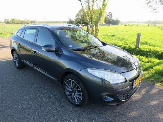 Renault Mégane 1.6 102pk Expression Navigatie Airco  parkeerschade picture 6