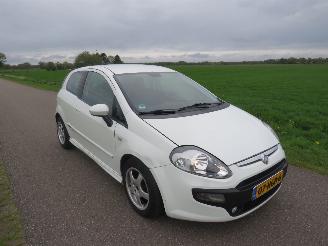 Auto incidentate Fiat Punto Evo 1.3 M JTD Dynamic  2010 Airco  parkeerschade 2010/9