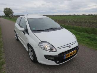 Fiat Punto Evo 1.3 M JTD Dynamic  2010 Airco  parkeerschade picture 14