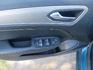 Renault Arkana E-TECH 1.6 Full Hybrid 145 Automaat 94pk Elektrisch benzine picture 22