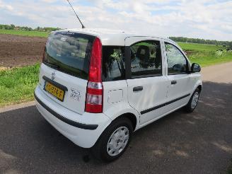 Unfallwagen Fiat Panda 12 70pkEditon 127.000km Airco  2012 [ schadevrij 2012/8