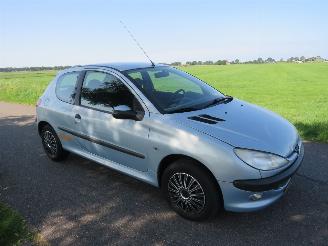 Peugeot 206 1.6 16v XT Automaat  120.000km nap Airco picture 8