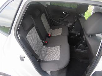 Volkswagen Polo 1.2 TDi  Blue Motion  5drs Navigatie Airco  2013  Nieuwstaat picture 9
