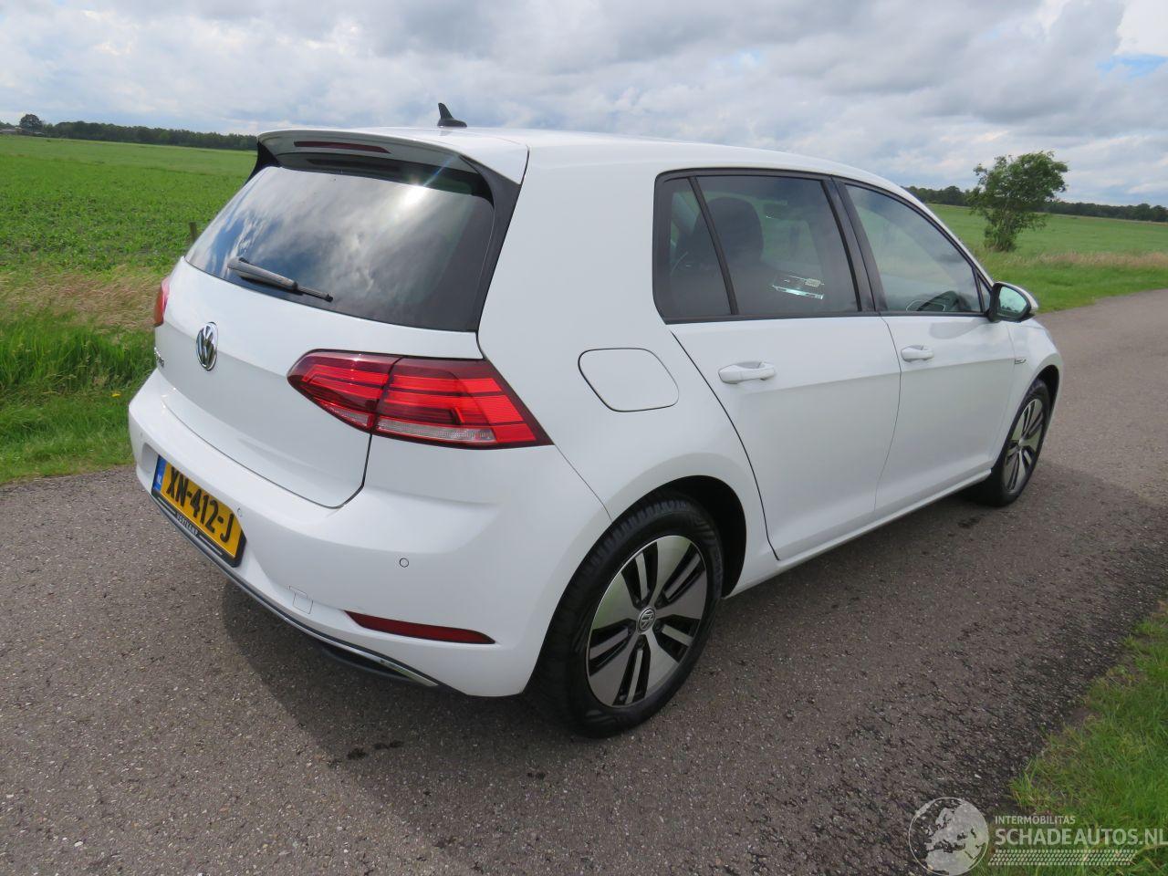 Volkswagen Golf E GOLF Elektrisch Automaat   90.000km 5Drs Camera Navigatie  [ nieuwstaat 2017-10