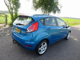 Vaurioauto  passenger cars Ford Fiesta 1.0 65pk Euro 6 Style 5drs Airco Navigatie 2015 2015/8