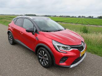 Vaurioauto  passenger cars Renault Captur 16 E-TECH HYBRID/ ELEKTRIC BENZINE  2024   Automaat 32.000km Nap Camera Navigatie 2024/4