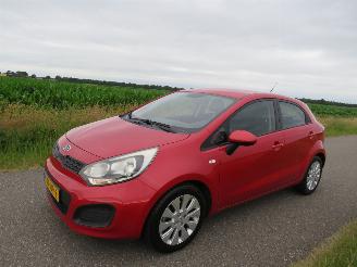 Kia Rio 1.2 CVV T 86pk euro 6 Comfort Pack  140.000km  Airco Navigatie  5drs schadevrij topstaat picture 25