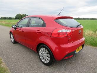 skadebil auto Kia Rio 1.2 CVV T 86pk euro 6 Comfort Pack  140.000km  Airco Navigatie  5drs schadevrij topstaat 2012/6