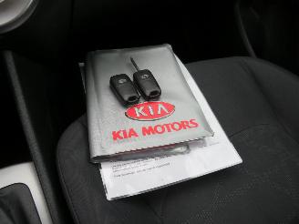 Kia Rio 1.2 CVV T 86pk euro 6 Comfort Pack  140.000km  Airco Navigatie  5drs schadevrij topstaat picture 11