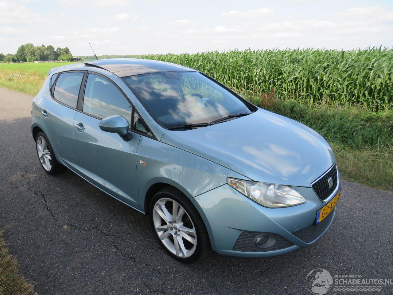 Seat Ibiza 1.6  77kw Sport 2010 1  Airco 5drs Navigatie Camera schuifdak